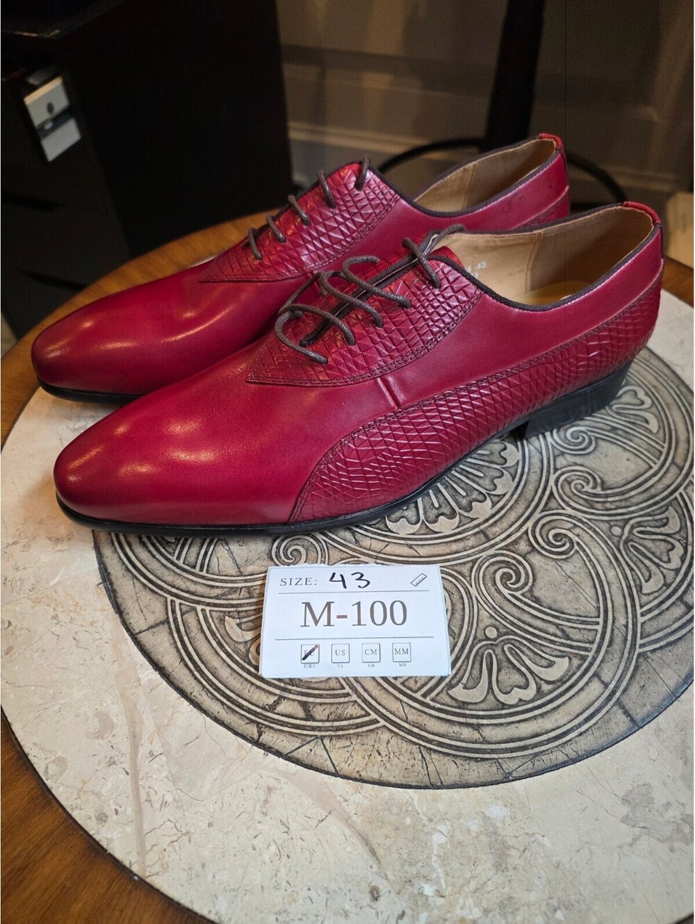 Men's Magenta Red Lace-Up Oxford Dress Shoes with Textured Panels and Plain Toe